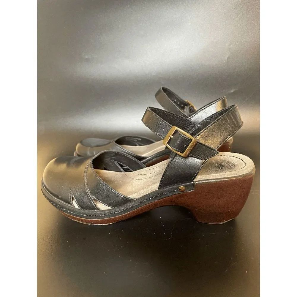 Nurture Black Sandals Wooden Block Heel Women's US Size 8